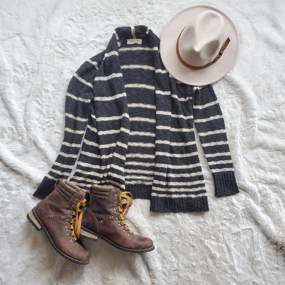 Pink Rose Women's Striped Cardigan